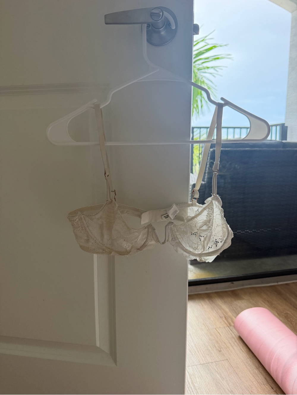 aerie Cream Lace Underwire Bra